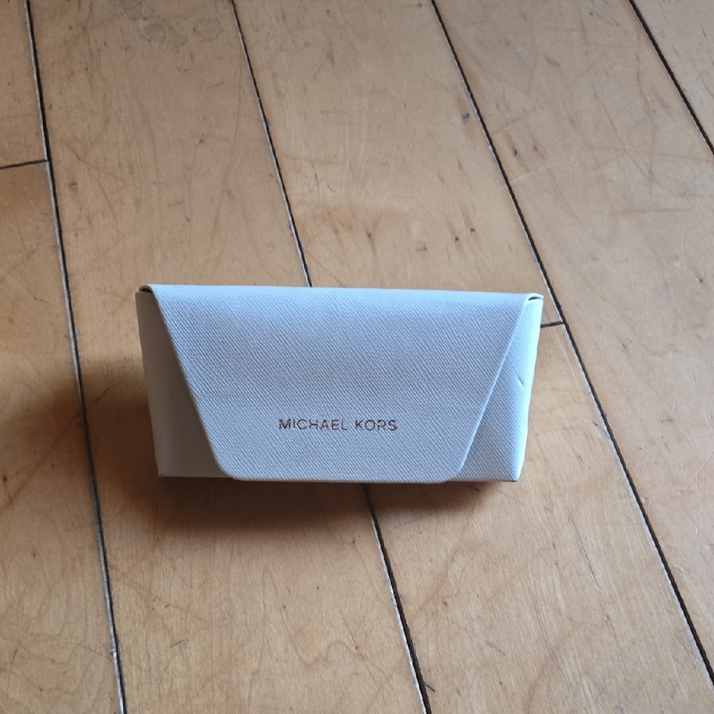 Michael Kors Cream Sunglasses Case